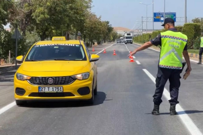 Jandarmadan ticari taksilerde emniyet kemeri denetimi