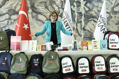 Gaziantep'te öğrencilere kırtasiye desteği