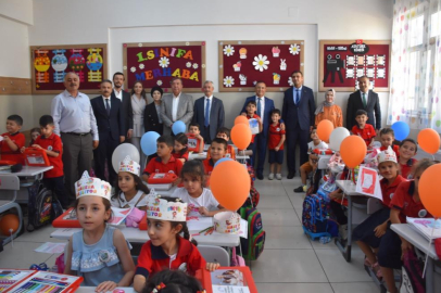 Şahinbey öğrencilere 140 bin adet hediye seti dağıttı