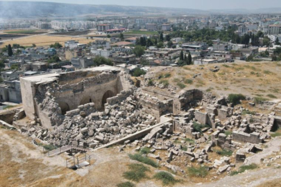 Araban tarihi İç Kale Cami onarılmayı bekliyor