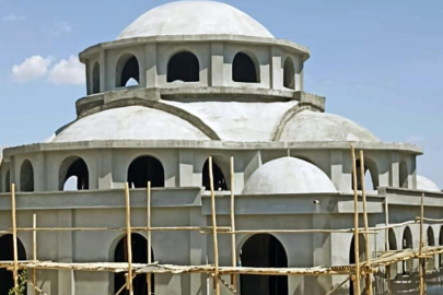 Depremden etkilenen Taşdeğirmen Camii inşaatı onarılmayı bekliyor