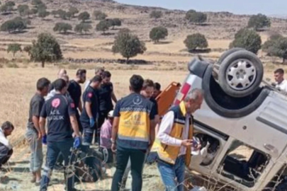 Araban’da akıl almaz kaza! Araç tarlaya uçtu