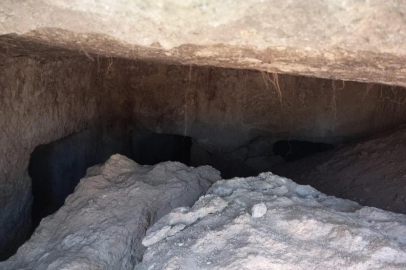 Gaziantep'te temel kazısı yapılırken Roma dönemine ait mezar bulundu
