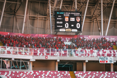 Gaziantep FK'ya taraftar cezası