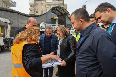 Tugay Köprülü Kavşağı’nda şerit arttırma çalışmalarına başladı