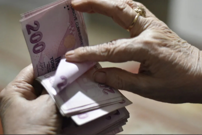 Emekli maaşlarına zam kapıda: Detaylar belli oldu!