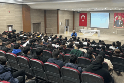 Gaziantep’te polis öğrencileri bilgilendirdi!