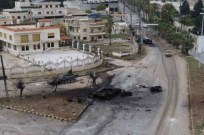 Suriye’deki çatışmaların izleri Hama sokaklarında