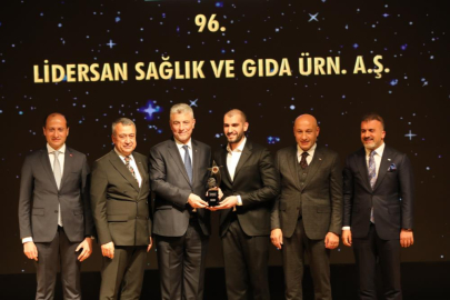 Altunkaya'ya, Çifte Ödül Töreni