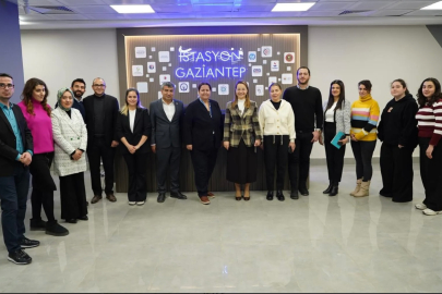 Derya Bakbak’tan İstasyon Gaziantep’e övgü!