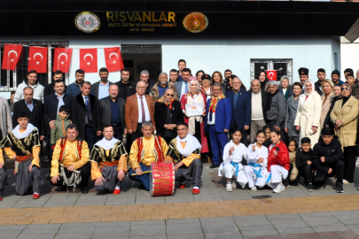 RIŞVANLAR FEDERASYONU  'SABİHA GÜL DOĞAN'A  İL HATUNU ÜNVANINI TEVDİ ETTİ