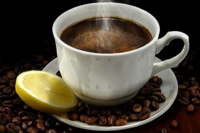 Türk Kahvesine Limon Sıkmak: Faydaları ve Zararları