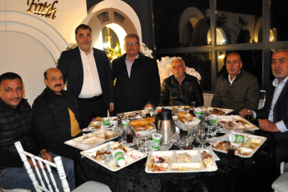 GAZİANTEP BÜYÜKŞEHİR KENT KONSEYİ STK VE MUHTARLARI İFTARDA BİR ARAYA GELDİ .