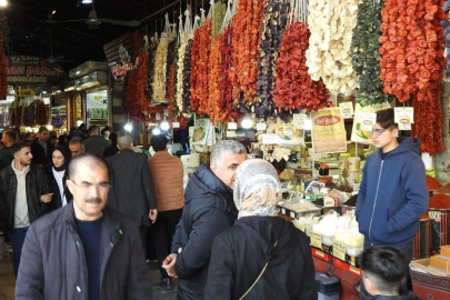 Gaziantep’in Tarihi Çarşısında Bayram Telaşı