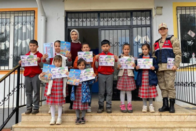 Jandarma'dan, Gaziantep'teki Öğrencilere Güvenlik Eğitimi
