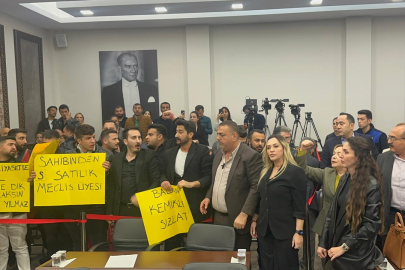 Şehitkamil Meclisinde Gerginlik