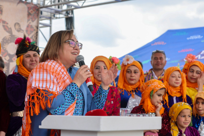 1. BARAK TÜRKMENLERİ TOY VE ŞENLİKLERİ DOLU DOLU GEÇTİ! 