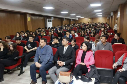 GİBTÜ’de Bilim Liselilerle Buluşuyor