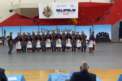 Kamil Ocak Spor Lisesi Halk Oyunları Gaziantep'i Temsil Edecek