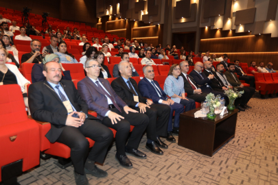 BÜYÜKŞEHİR DESTEKLERİYLE UFUK AVRUPA BİLGİ GÜNÜ PROGRAMI DÜZENLENDİ