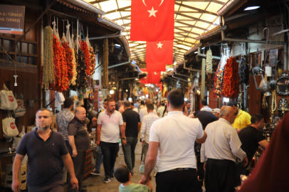 Gaziantep'te Bayram'da Esnafın Yüzü Güldü