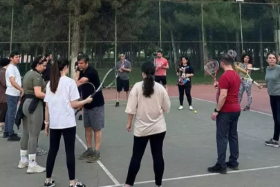 Gaziantep Üniversitesi’nde ücretsiz kort tenisi kursu açıldı