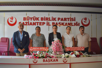 BBP Şehitkamil Kadın Kolları’nda Görev Değişimi