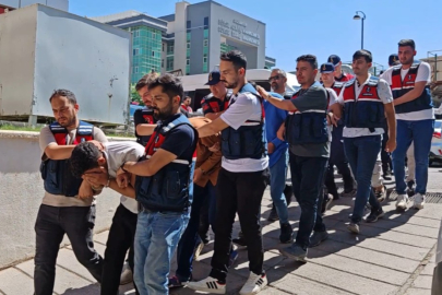 Gaziantep'te 52 vatandaşı 109 milyon TL dolandıran 40 şüpheli tutuklandı
