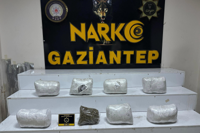 Gaziantep'te bavullara zulalanmış 7 kilo uyuşturucu ele geçirildi