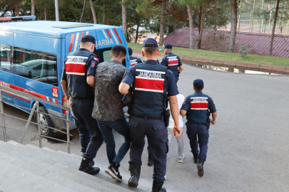 Gaziantep'te 4 göçmen kaçakçısı yakalandı