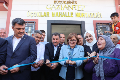 Şahin, Üçoklar ve Kolejtepe muhtarlık ofislerini halkla beraber açtı