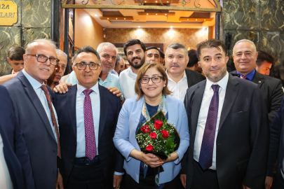 Hasan Teke "Ahde Vefa, Emeğe Saygı" gecesi düzenledi