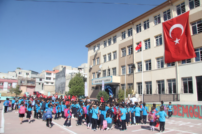  Gaziantep'te 705 bin öğrenci ders başı yaptı