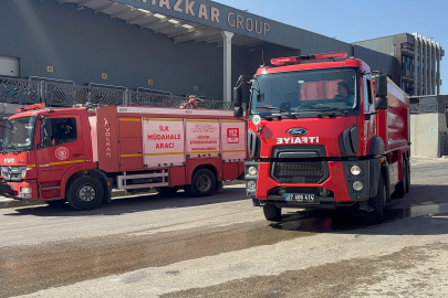 Gaziantep'te fabrika yangınında 2 kişi dumandan etkilendi