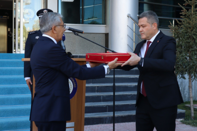 Malatya Emniyet Müdürlüğü’nde devir teslim yapıldı