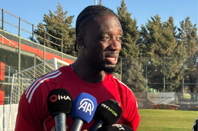 Myenty Abena: "Trabzonspor maçını kazanarak yakaladığımız havayı sürdürmek istiyoruz"