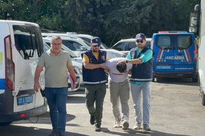 Gaziantep'te dehşete düşüren görüntüler: Annesini tekmeledi, ağabeyini defalarca bıçaklayarak öldürdü