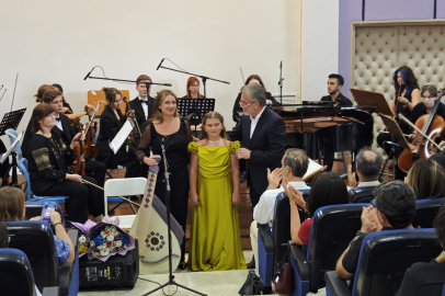 Elif Anastasia’dan Antalya’da Unutulmaz Konser