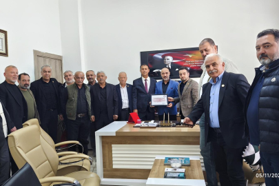 25 Yıllık Hizmete Vefa: Ömer Faruk Uyanık’a Plaket ve Teşekkür Belgesi