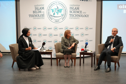  Fatma Şahin, GİBTÜ gençlik buluşmalarında öğrencilerle bir araya geldi