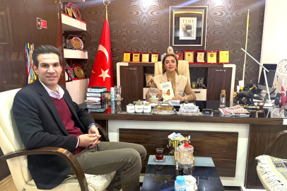 Yazar Ali Filiz, Yeni Kitabının Heyecanını Aslı Emektar ile Paylaştı