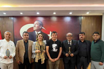 Altın Lale Vakfı’ndan Deprem Gönüllülerine Anlamlı Ödül