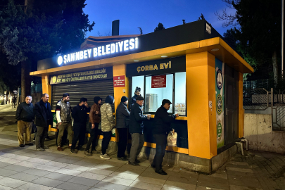 Şahinbey Belediyesi’nden vatandaşın içini ısıtan ikram