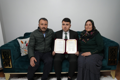 Görme Engelini Azimle Aştı, Hafız Oldu