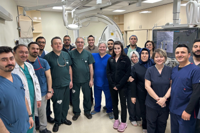 GAÜN Hastanesi’nde ilk kez ameliyatsız mitral kapak tamiri yapıldı