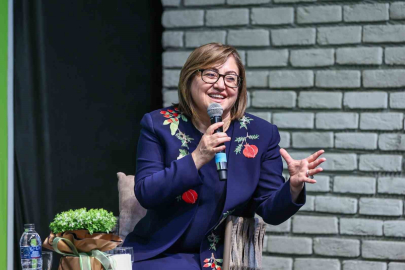 Fatma Şahin Liderliğini Sürdürdü