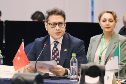 Ali Şahin PARLATINO’da konuştu; “Daha adil bir küresel düzen mümkündür.”