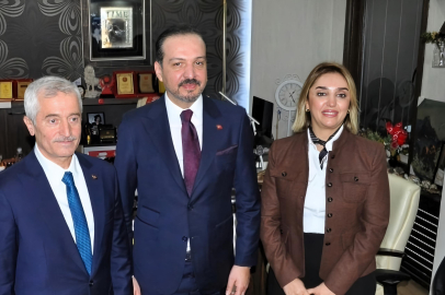 AK Parti Genel Başkan Yardımcısı Kürşad Zorlu’dan UGC Temsilcisi Aslı Emektar’a Anlamlı Ziyaret