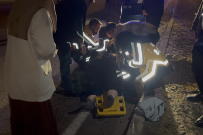 Karşıya Geçmeye Çalışan Kadına Otomobil Çarptı