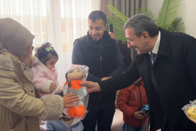 Yılmaz, Gaziantep Şahinbey’de Sosyal Konut Projelerini Yerinde Gördü